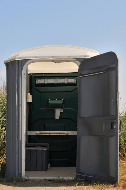 Porta potty rental for outdoor events in Halfway House, PA